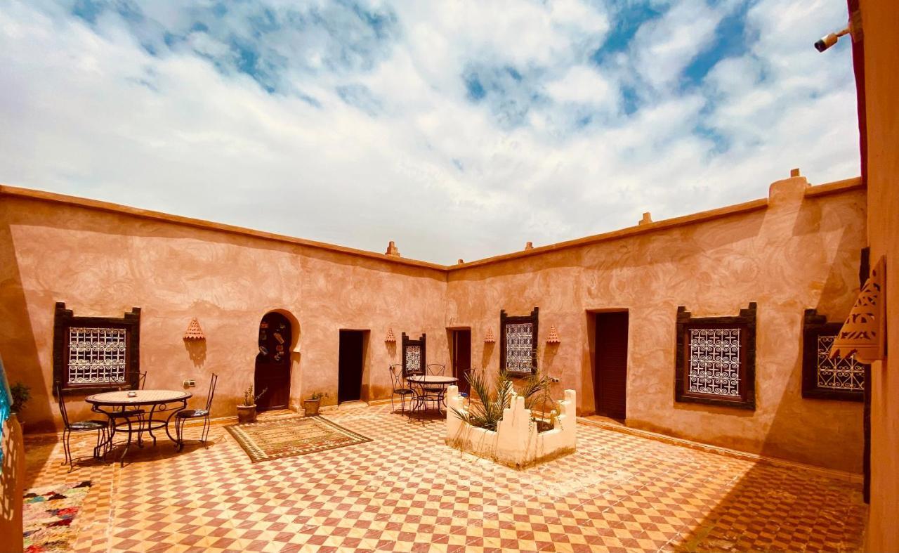Auberge Kasbah Des Dunes Мерзуга Екстер'єр фото